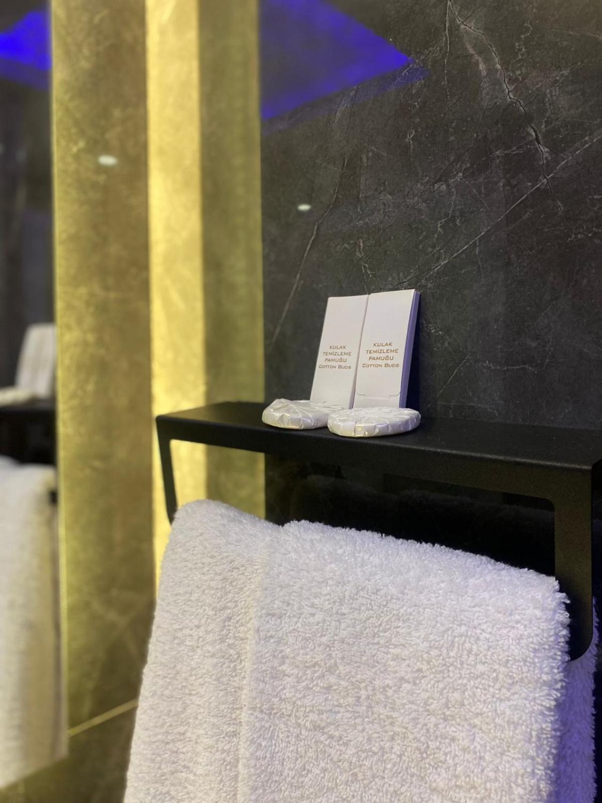 Park Milano Hotel อิซมีร์ ภายนอก รูปภาพ